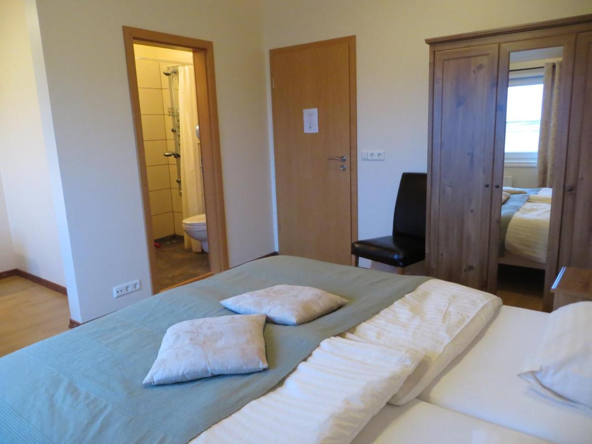 Guesthouse Vellir Vík Zimmer foto